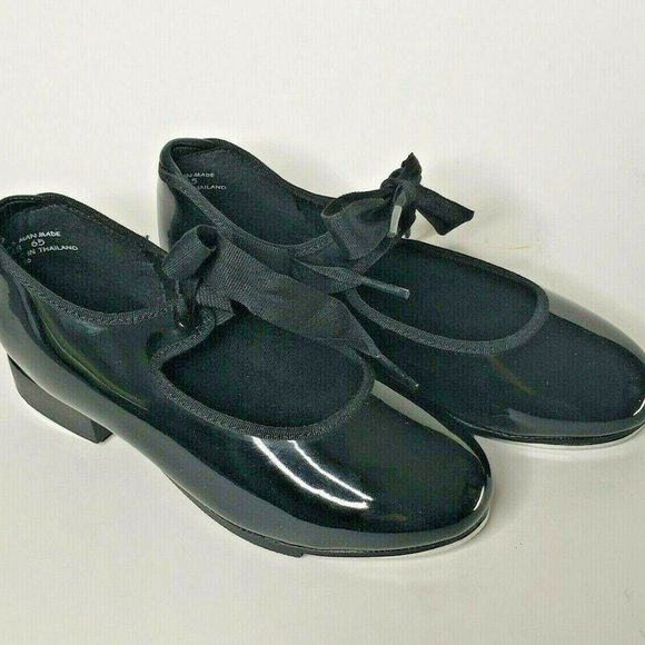 COPY - Capezio Tap Dance Shoes Girls Size 4W 4 W Black Patent Tie Up New - Picture 1 of 7